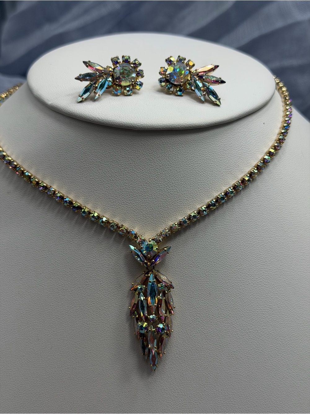 Vintage Sherman Necklace and Clip Earrings Dramatic Shine #84set